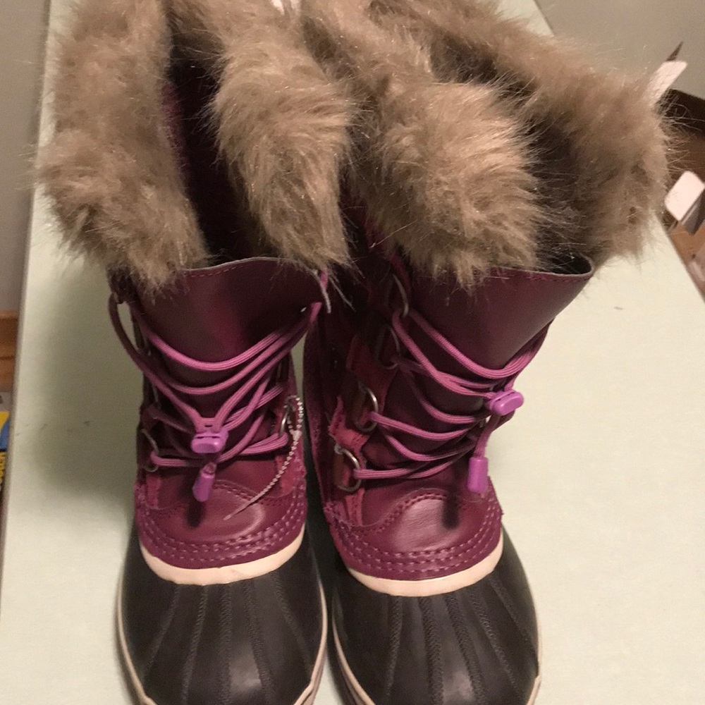 Sorely waterproof boots size 6